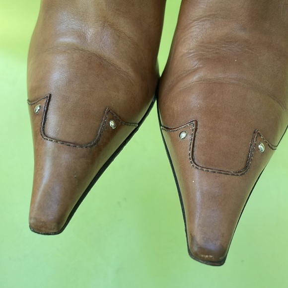 Vintage tan/silver Prada distressed leather booties - Picture 9 of 16